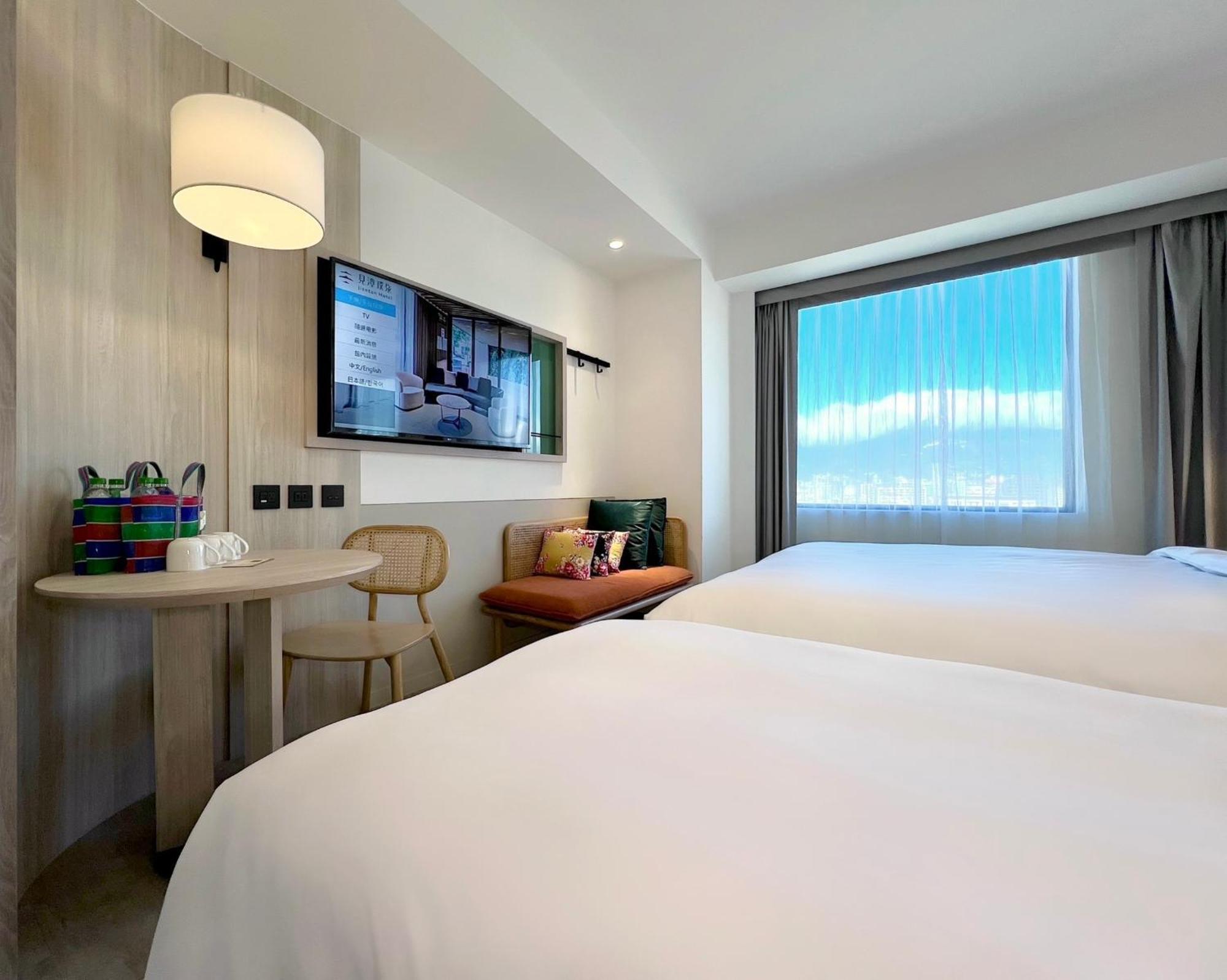 Hotel Boutech Jiantan 4*